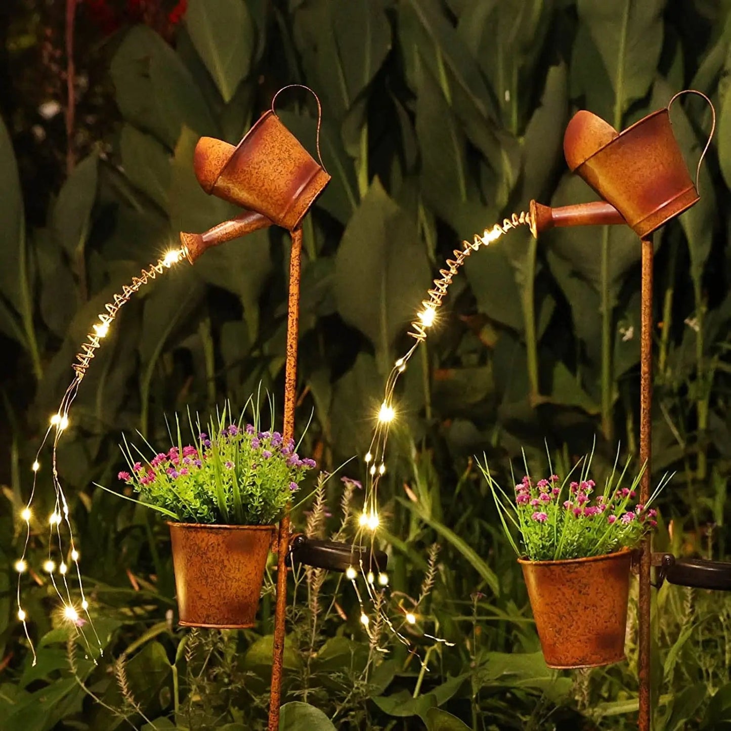 Lampka Solarna Konewka – Bajkowe Światło do Ogrodu i Tarasu GardenKowo