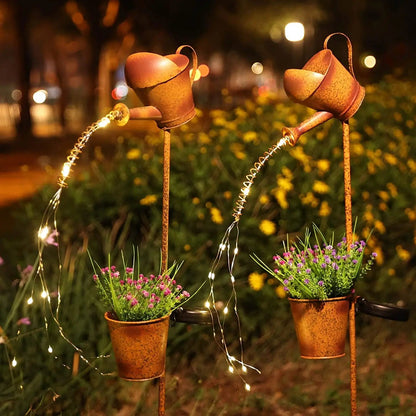 Lampka Solarna Konewka – Bajkowe Światło do Ogrodu i Tarasu GardenKowo